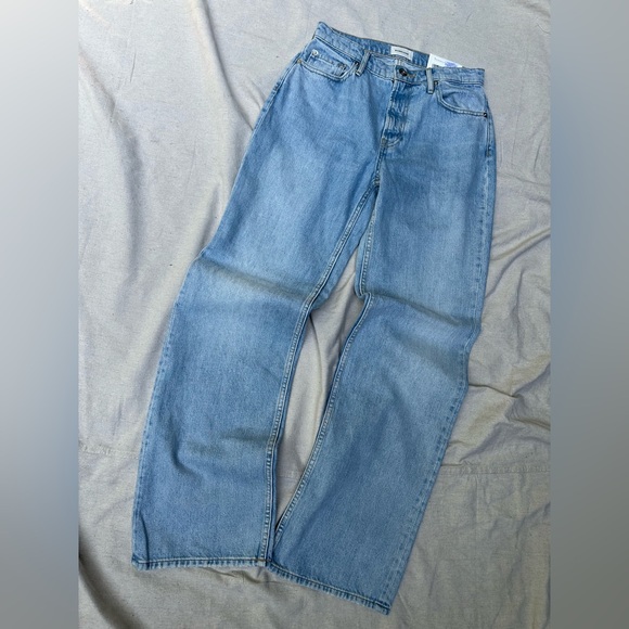 EVERLANE 90s Jean - Picture 3 of 9